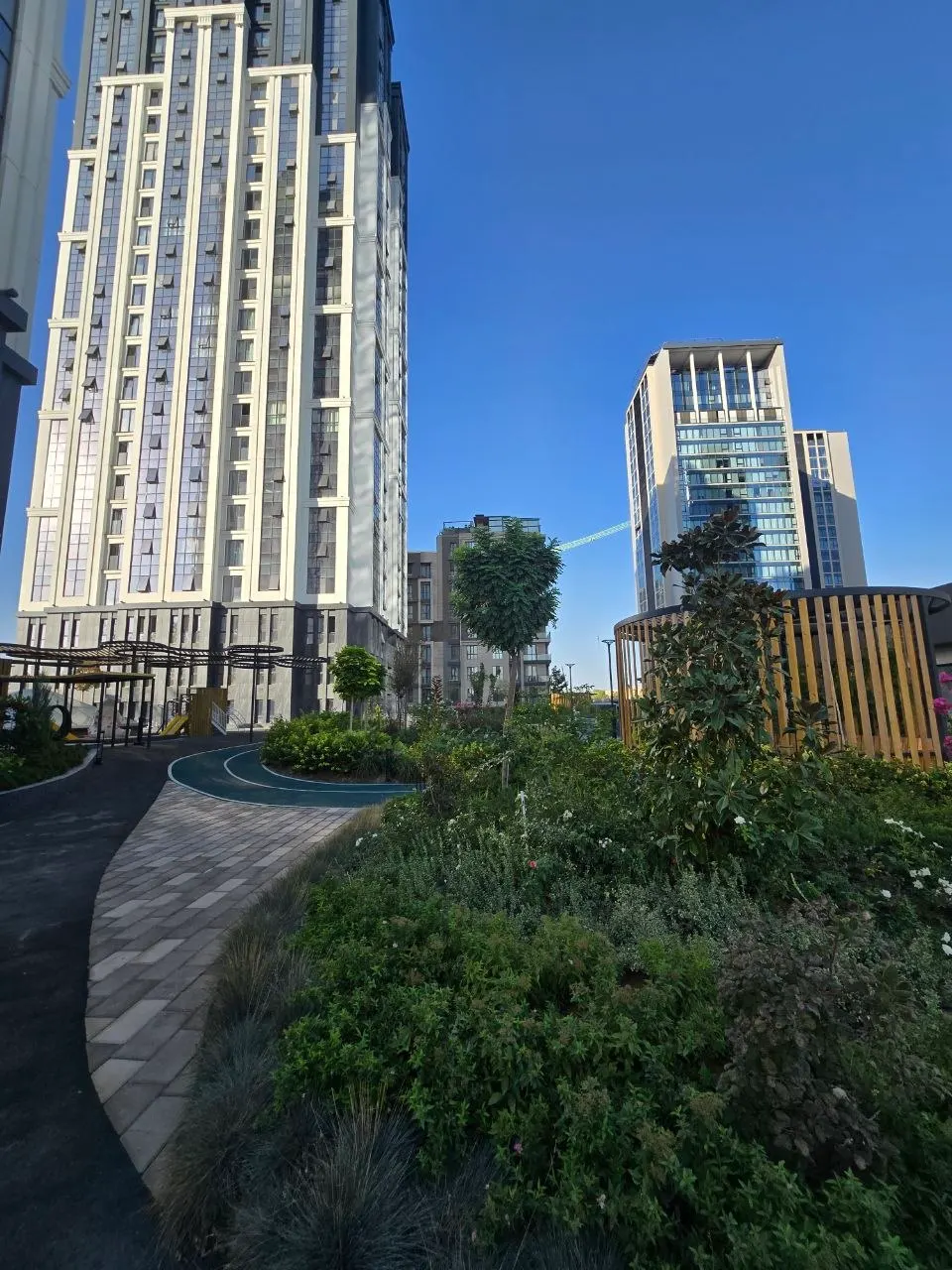 Сотилади 3 хонали квартира, 70 м², 1/26 қават — Мирзо Улуғбек тумани