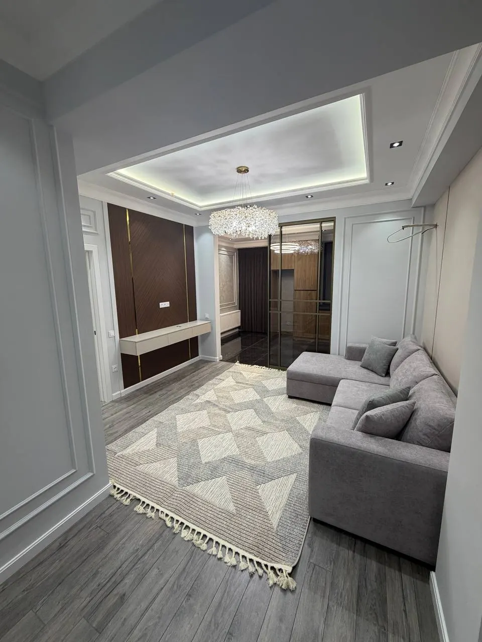 Продаётся 2-комнатная квартира, 55 м², 7/13 этаж — Яккасарайский район