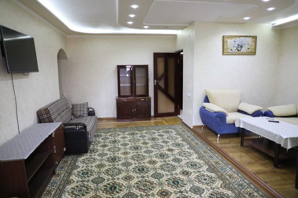Сдаётся 4-комнатная квартира, 85 м², 1/5 этаж — Мирзо-Улугбекский район