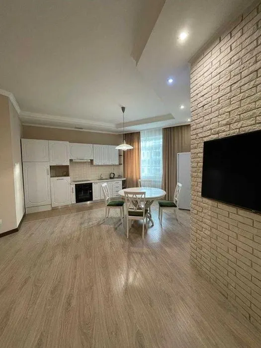 Ижарага берилади 3 хонали квартира, 105 м², 5/7 қават — Шайхонтоҳур тумани