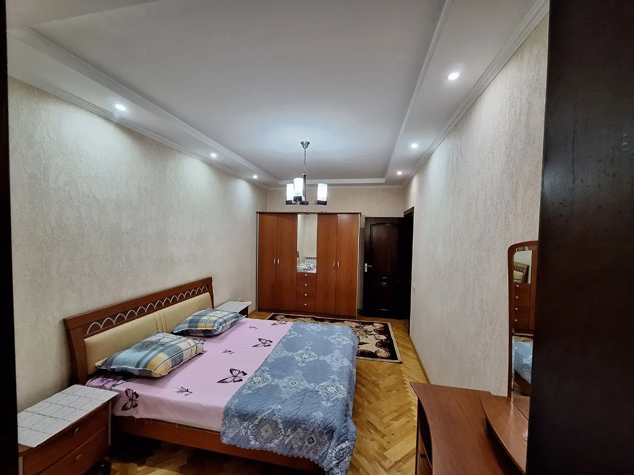 Ижарага берилади 3 хонали квартира, 72 м², 3/4 қават — Миробод тумани