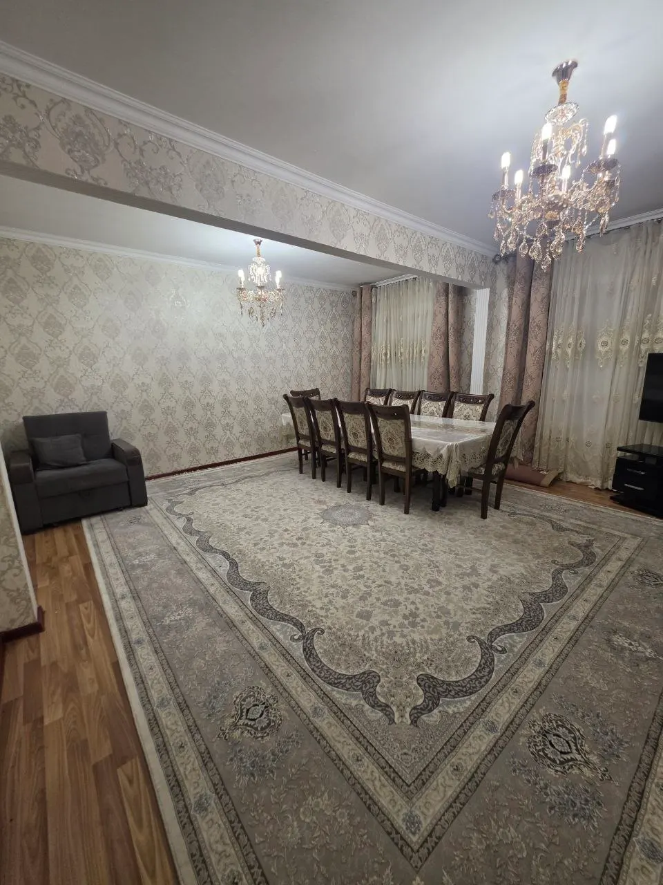 Sotiladi 5 xonali kvartira, 110 m², 1/5 qavat — Sergeli tumani