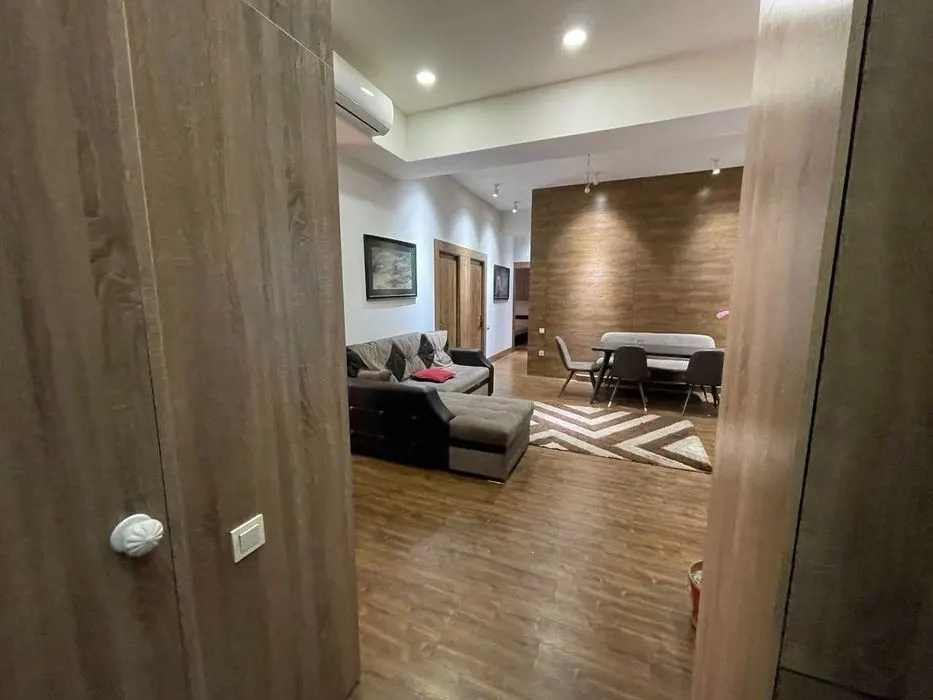 Ижарага берилади 5 хонали квартира, 92 м², 2/3 қават — Мирзо Улуғбек тумани