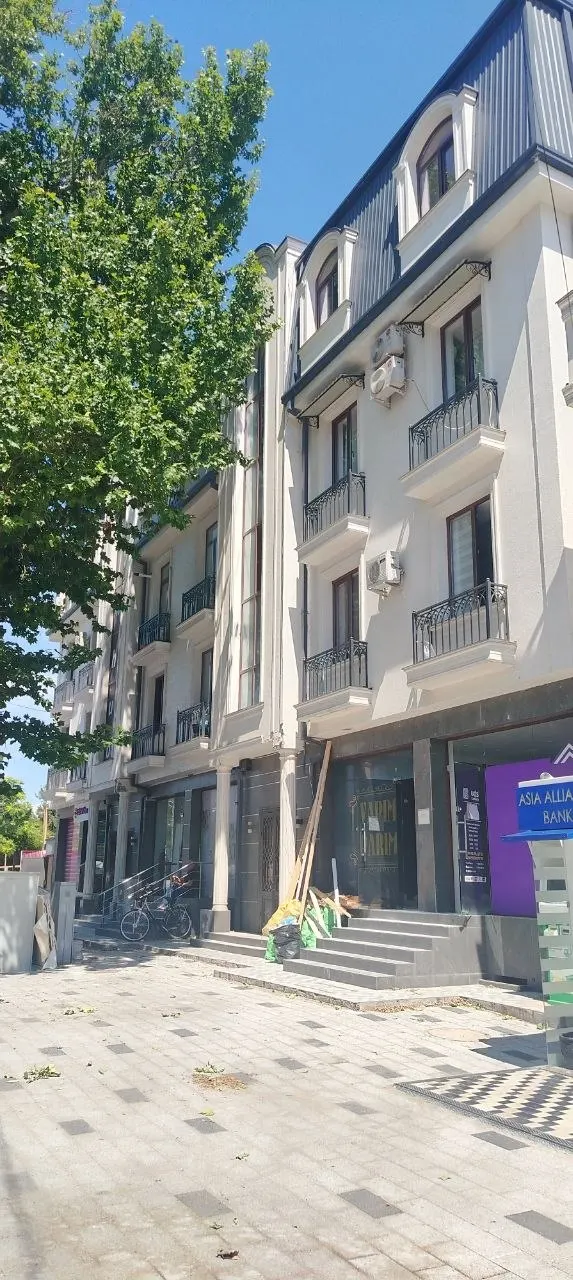 Сотилади 3 хонали квартира, 77 м², 4/4 қават — Мирзо Улуғбек тумани