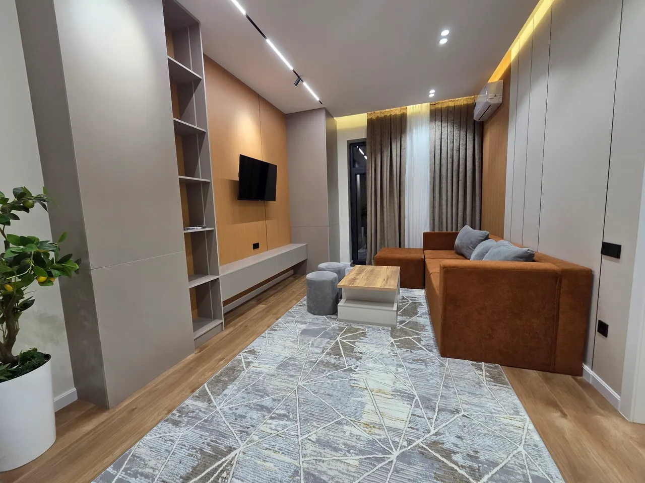 Ижарага берилади 2 хонали квартира, 59 м², 9/12 қават — Яккасарой тумани