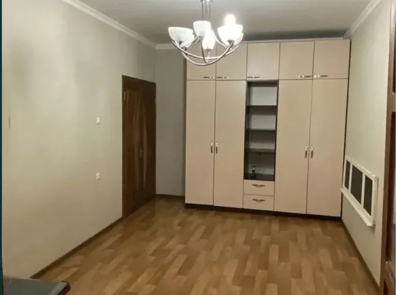 Сотилади 1 хонали квартира, 45 м², 3/5 қават — Чилонзор тумани