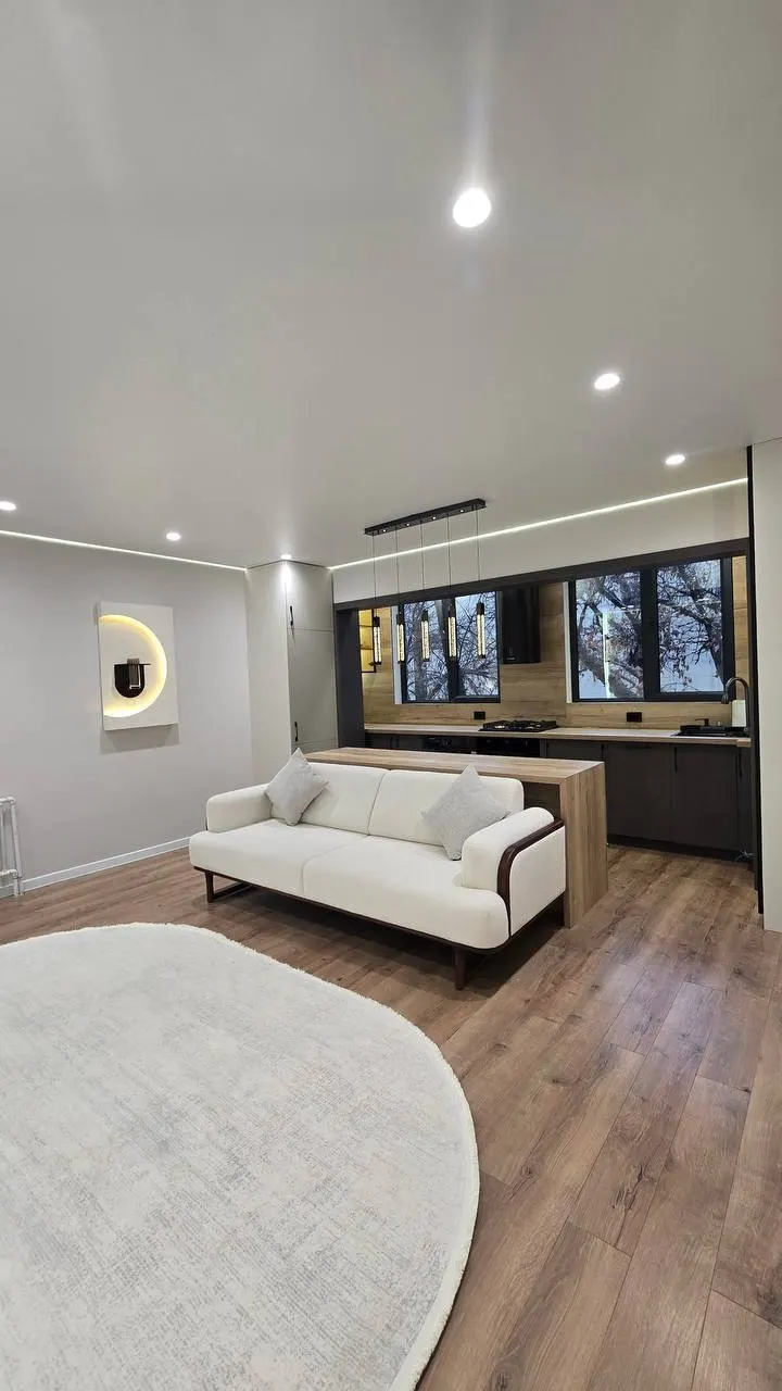 Продаётся 2-комнатная квартира, 65 м², 3/4 этаж — Мирабадский район