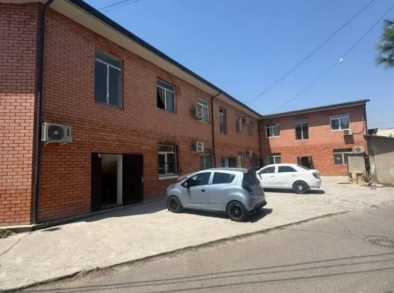 Сотилади 1 хонали квартира, 28 м², 1/2 қават — Яшнобод тумани