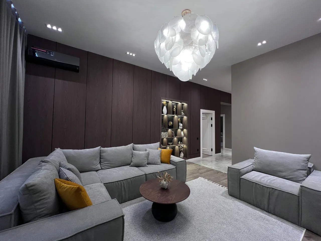 Сотилади 5 хонали квартира, 186 м², 7/7 қават — Миробод тумани