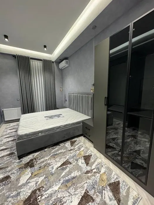 Сдаётся 3-комнатная квартира, 83 м², 2/5 этаж — Шайхантахурский район