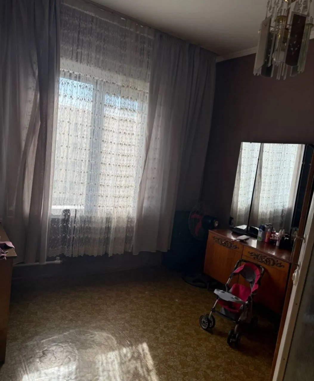 Сдаётся 4-комнатная квартира, 101 м², 4/5 этаж — Юнусабадский район