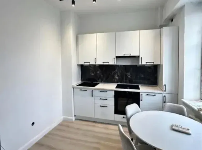 Сотилади 2 хонали квартира, 55 м², 1/2 қават — Сергели тумани