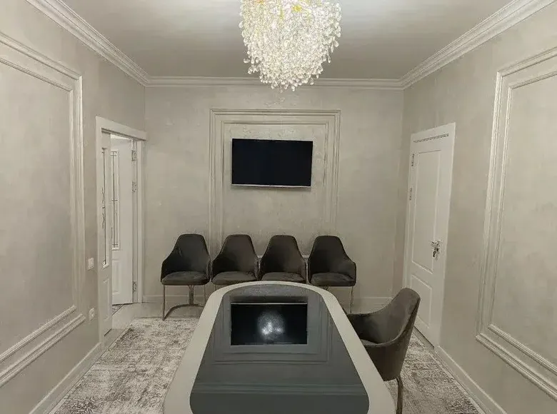 Продаётся 3-комнатная квартира, 60 м², 2/5 этаж — Яккасарайский район
