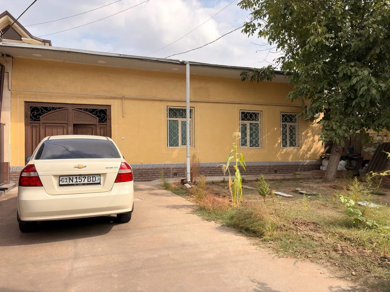 Sotiladi 5 xonali hovli uy, 3,4 sotix, 1 qavatli — Mirzo Ulugʻbek tumani