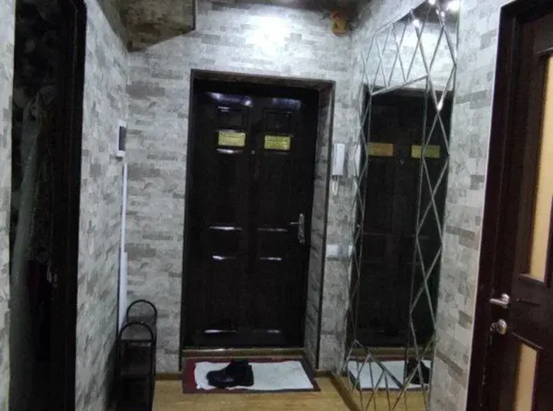 Сотилади 3 хонали квартира, 60 м², 5/7 қават — Янгиҳаёт тумани
