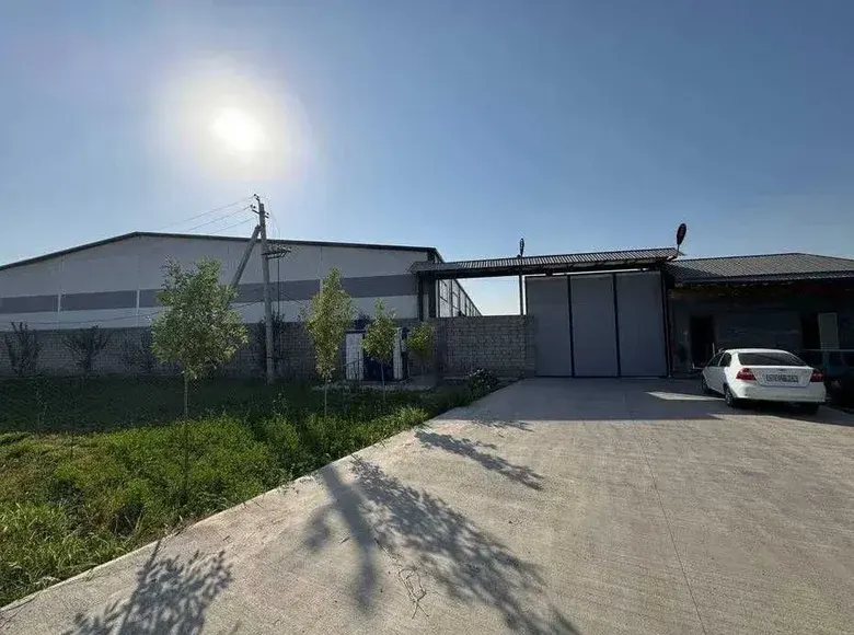 Сдаётся коммерческое помещение, 1100 м², 1/1 этаж — Сергелийский район