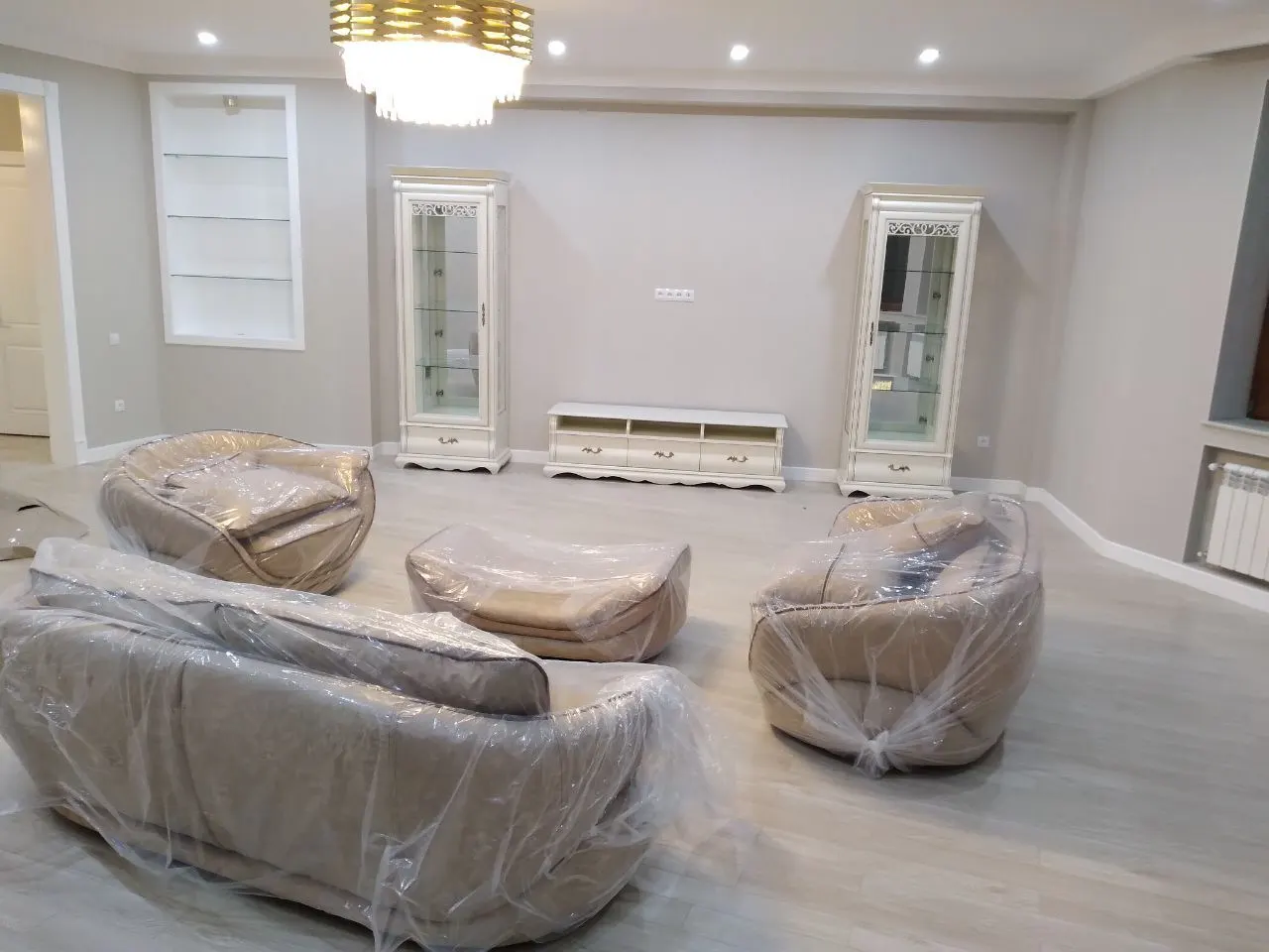Ижарага берилади 3 хонали квартира, 170 м², 6/9 қават — Янги Тошкент тумани