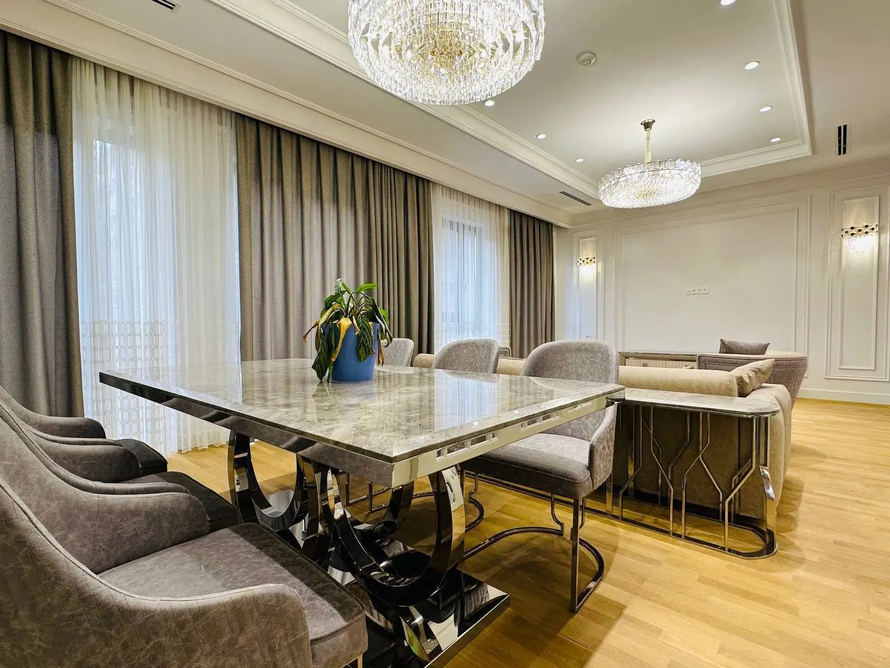 Ijaraga beriladi 4 xonali kvartira, 136 m², 6/12 qavat — Mirobod tumani