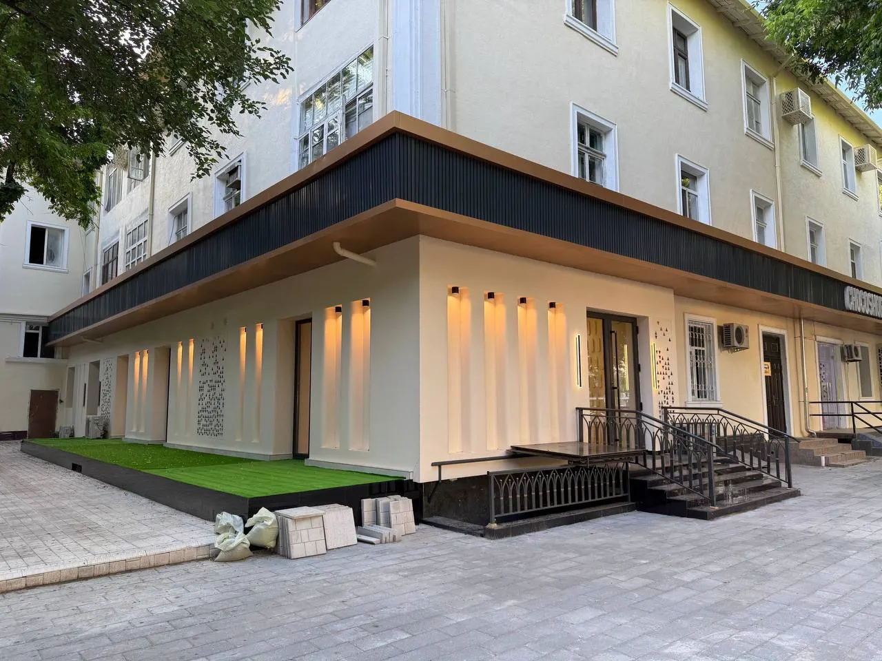 Ижарага берилади тижорат биноси, 250 м² — Яккасарой тумани