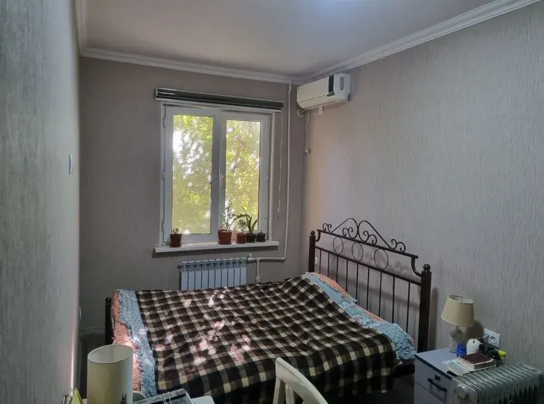 Продаётся 2-комнатная квартира, 50 м², 2/4 этаж — Мирзо-Улугбекский район