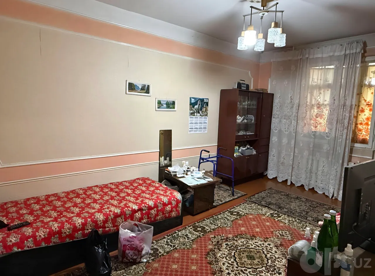 Продаётся 2-комнатная квартира, 48 м², 1/5 этаж — Чиланзарский район