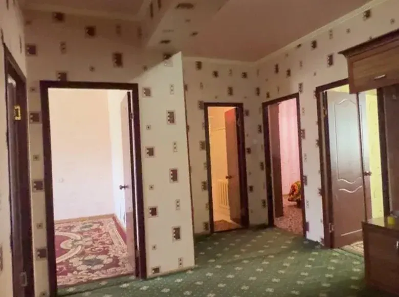 Продаётся 4-комнатная квартира, 120 м², 5/5 этаж — Фергана
