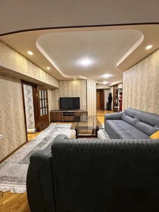 Ижарага берилади 3 хонали квартира, 70 м², 2/9 қават — Мирзо Улуғбек тумани