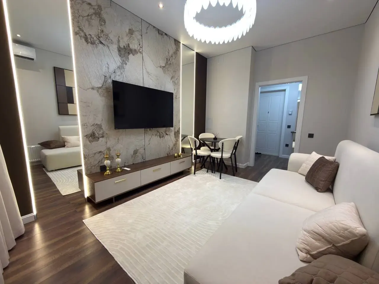 Продаётся 2-комнатная квартира, 42 м², 6/15 этаж — Мирабадский район