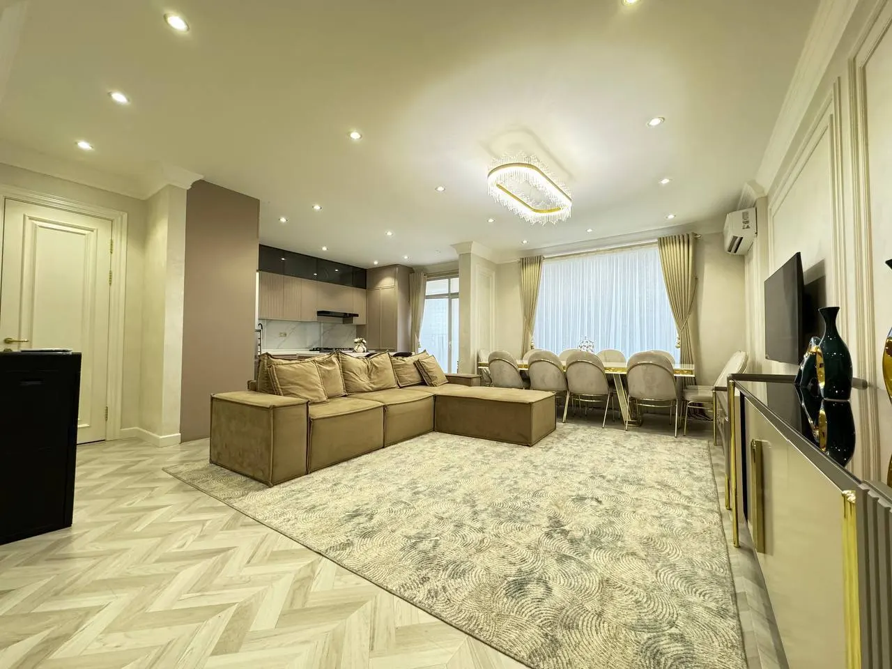 Сдаётся 4-комнатная квартира, 120 м², 9/12 этаж — Мирзо-Улугбекский район