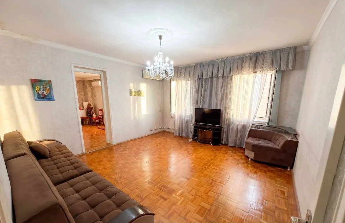 Сотилади 3 хонали квартира, 100 м², 5/9 қават — Миробод тумани