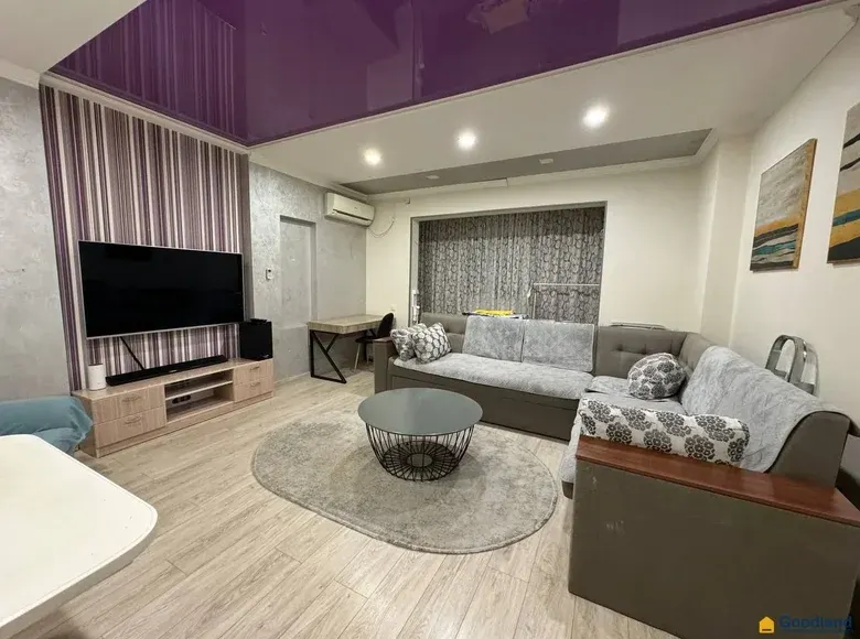Сотилади 3 хонали квартира, 75 м², 6/9 қават — Яккасарой тумани