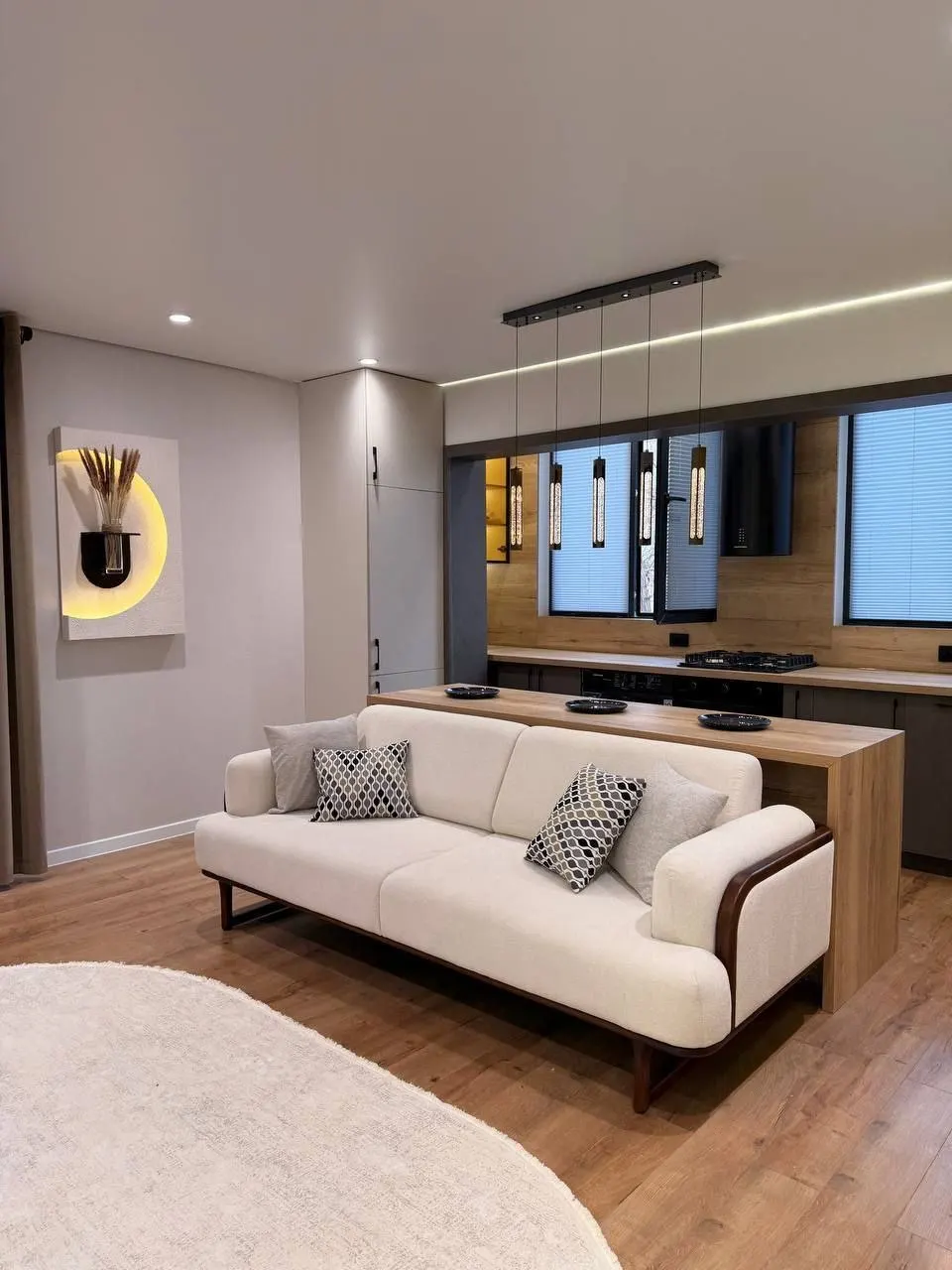 Продаётся 3-комнатная квартира, 65 м², 3/4 этаж — Мирабадский район