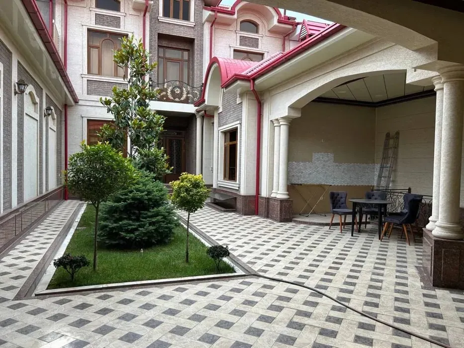 Ijaraga beriladi 6 xonali hovli uy, 3 sotix — Olmazor tumani