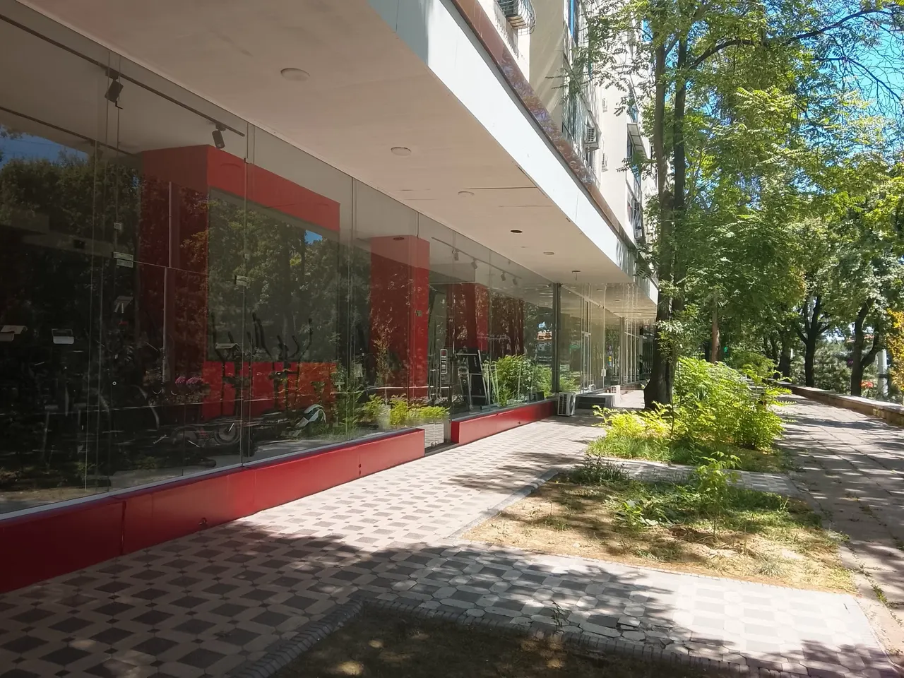 Сдаётся коммерческое помещение, 242 м², 7/9 этаж — Яккасарайский район