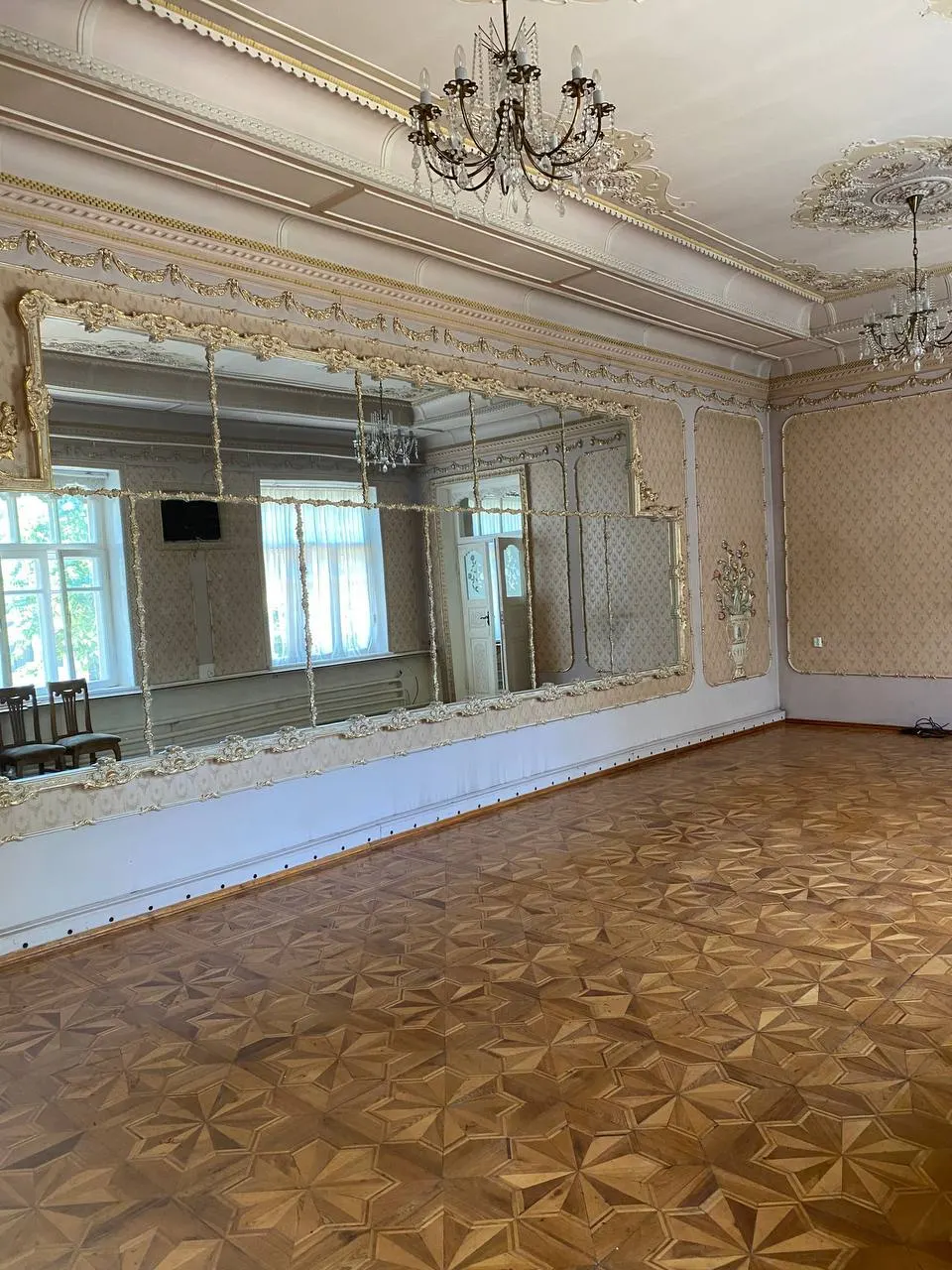 Sotiladi 4 xonali hovli uy, 6.7 sotix — Yakkasaroy tumani