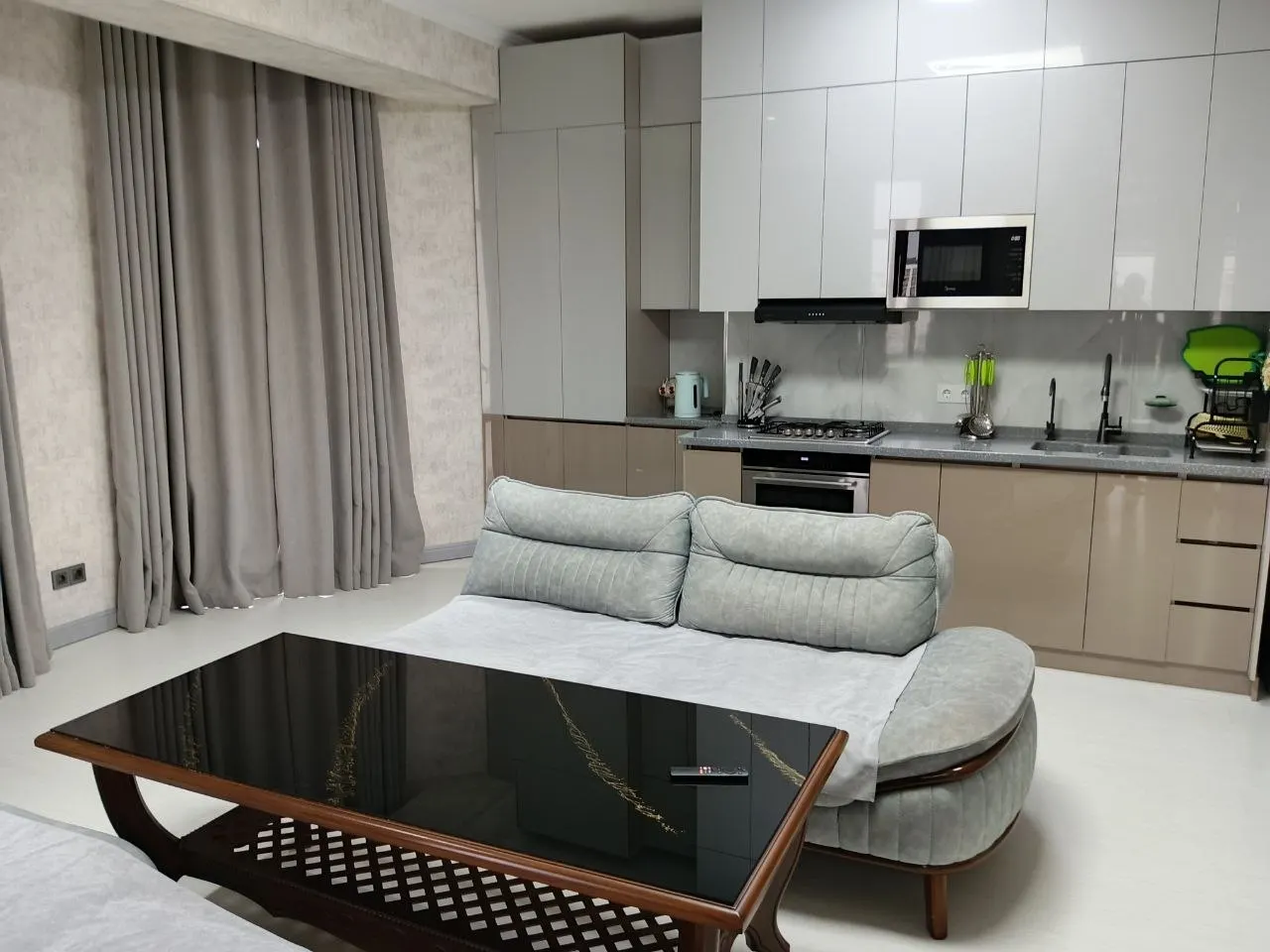 Ijaraga beriladi 3 xonali kvartira, 86 m², 7/10 qavat — Yakkasaroy tumani