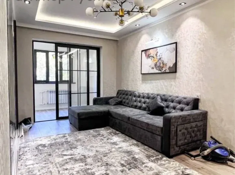 Sotiladi 3 xonali kvartira, 70 m², 3/4 qavat — Mirzo Ulugʻbek tumani