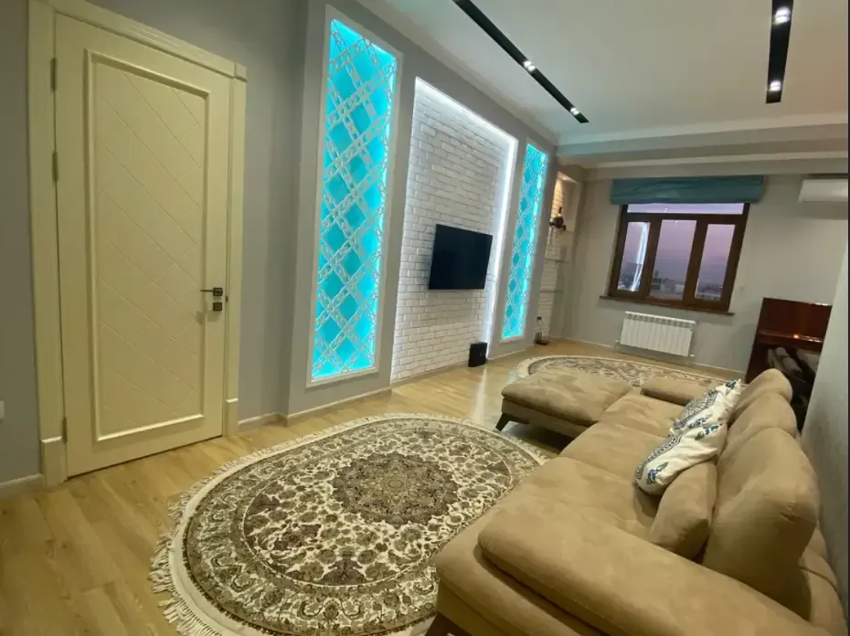 Продаётся 2-комнатная квартира, 100 м², 8/9 этаж — Мирабадский район