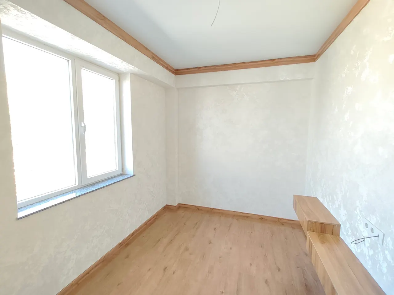 Сотилади 1 хонали квартира, 16 м², 3/3 қават — Миробод тумани