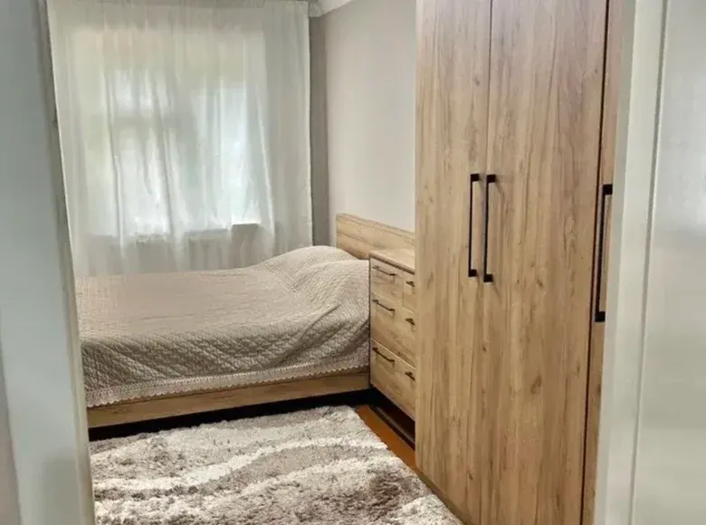 Ижарага берилади хона, 40 м², 2/4 қават — Мирзо Улуғбек тумани