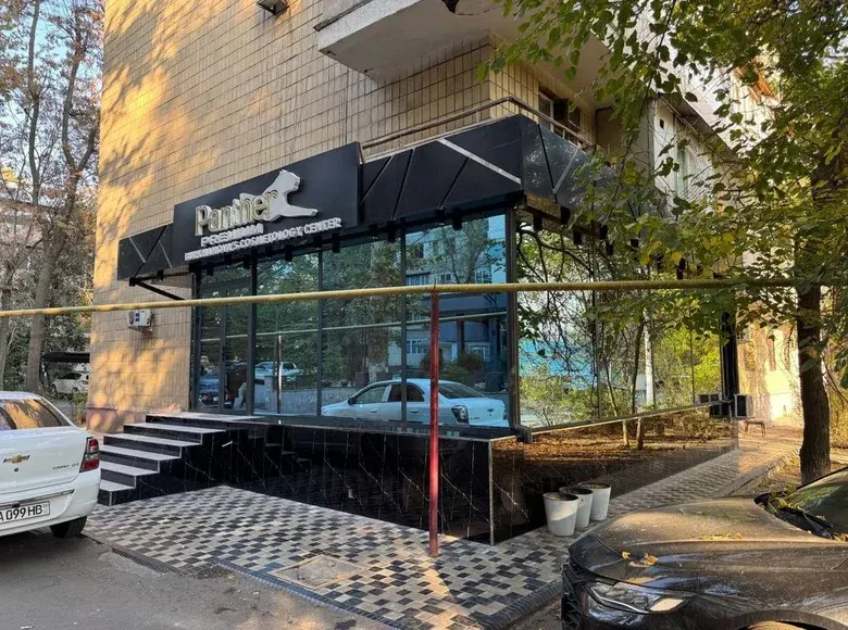 Sotiladi tijorat binosi, 58 m² — Mirobod tumani