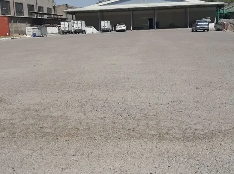 Sotiladi tijorat binosi, 126 m², 126 sotix — Yunusobod tumani
