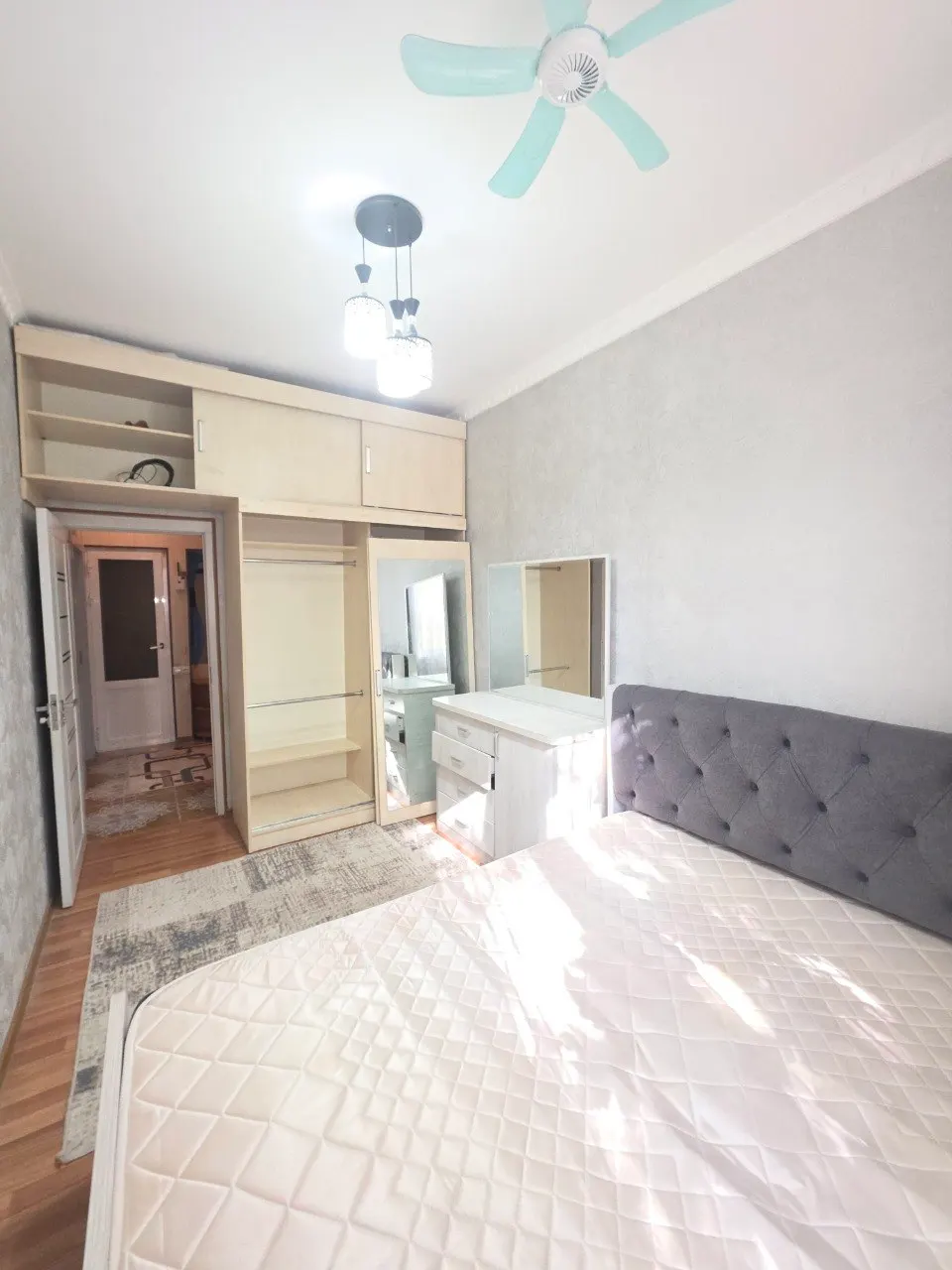 Продаётся 3-комнатная квартира, 60 м², 3/4 этаж — Чиланзарский район