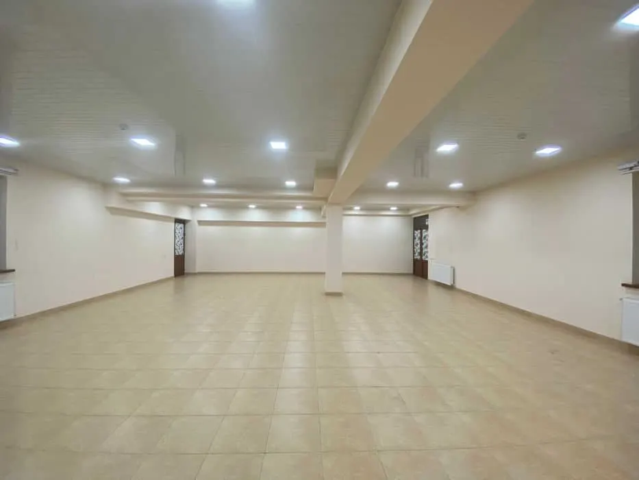 Сдаётся 2-комнатная квартира, 162 м², 1/3 этаж — Учтепинский район