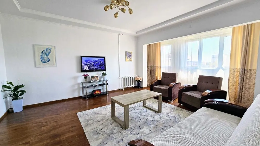 Сдаётся 2-комнатная квартира, 55 м², 4/10 этаж — Юнусабадский район