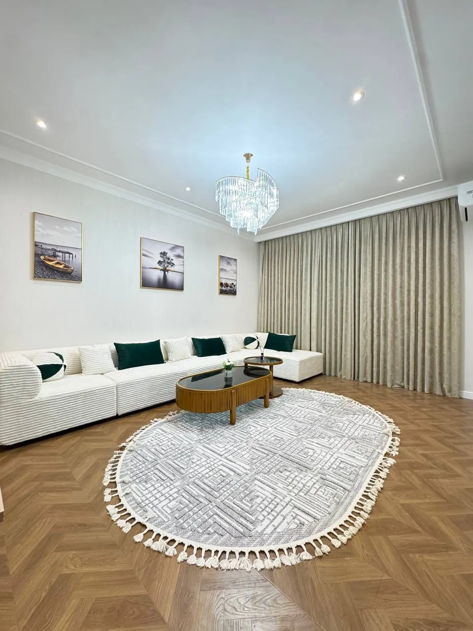 Продаётся 4-комнатная квартира, 70 м², 9/12 этаж — Шайхантахурский район