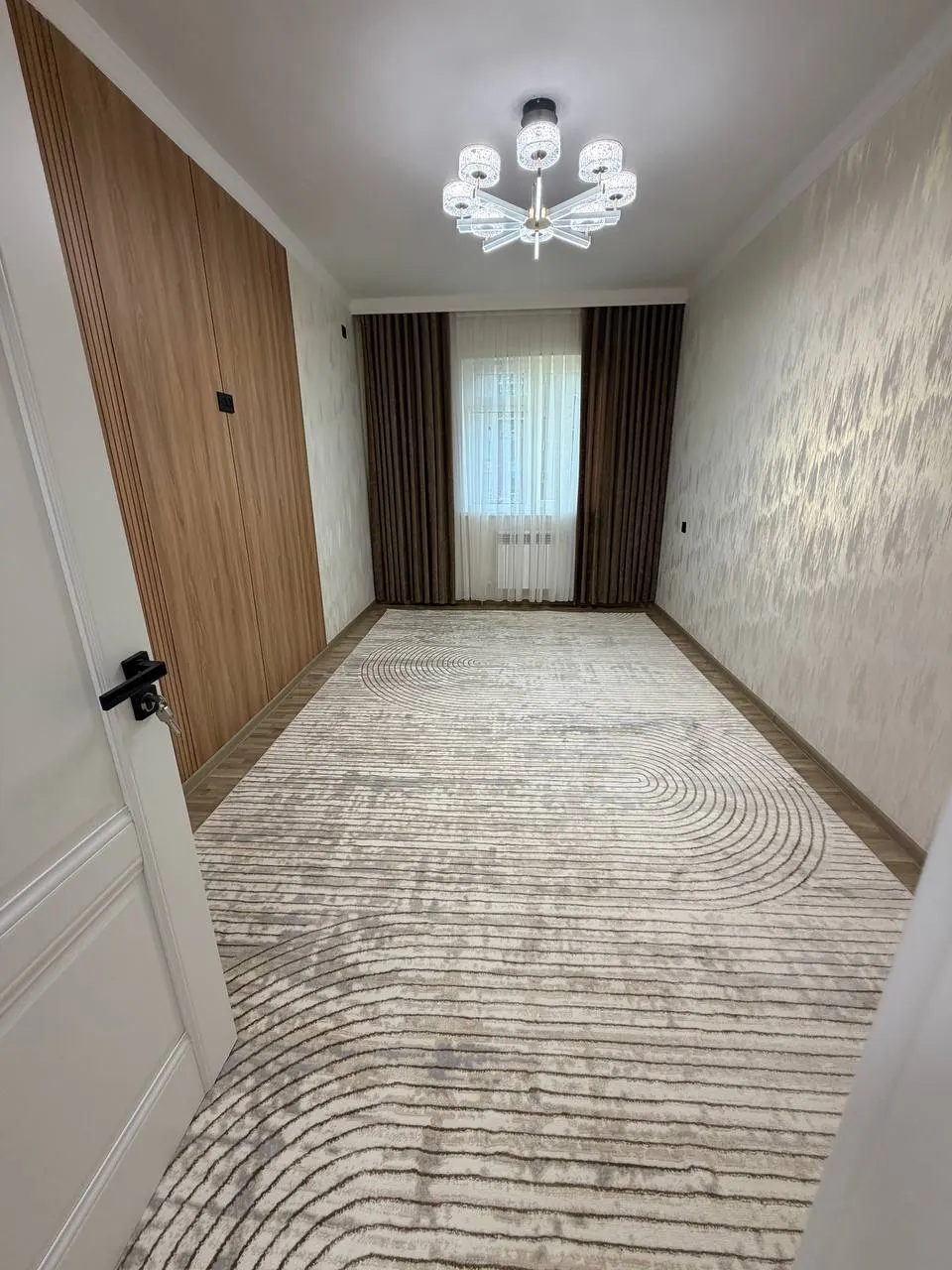 Продаётся 3-комнатная квартира, 57 м², 4/7 этаж — Сергелийский район