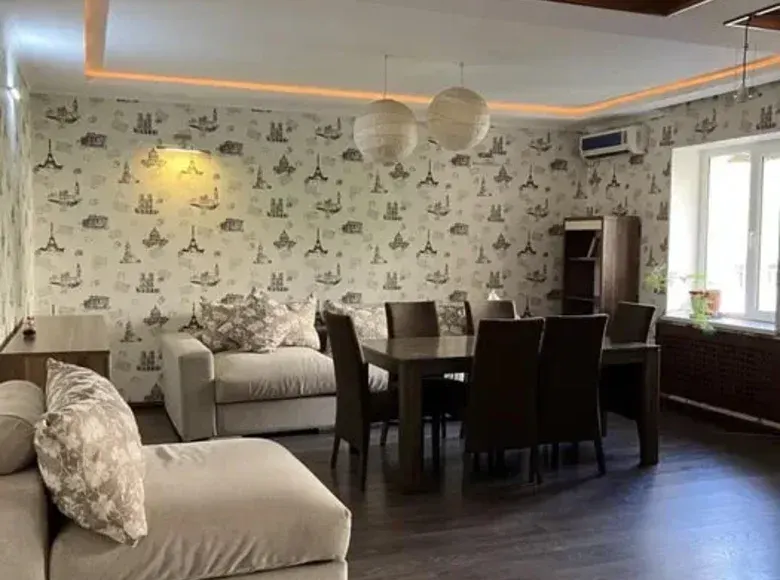 Ижарага берилади 3 хонали квартира, 130 м², 3/9 қават — Яккасарой тумани
