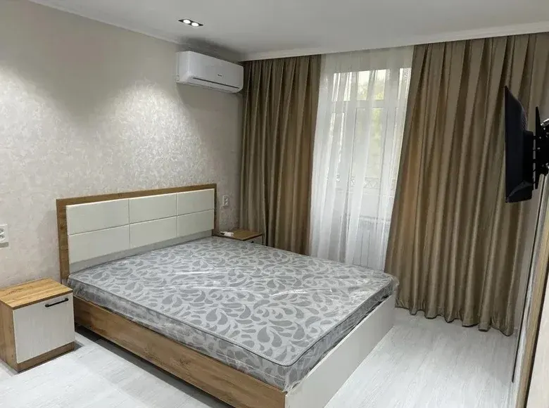 Сотилади 1 хонали квартира, 30 м², 2/4 қават — Мирзо Улуғбек тумани