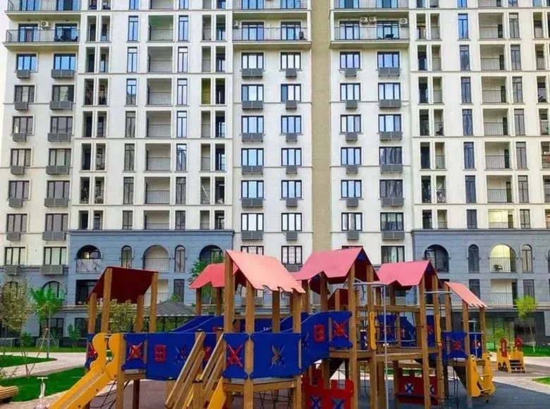 Сотилади 2 хонали квартира, 43 м², 9/9 қават — Мирзо Улуғбек тумани